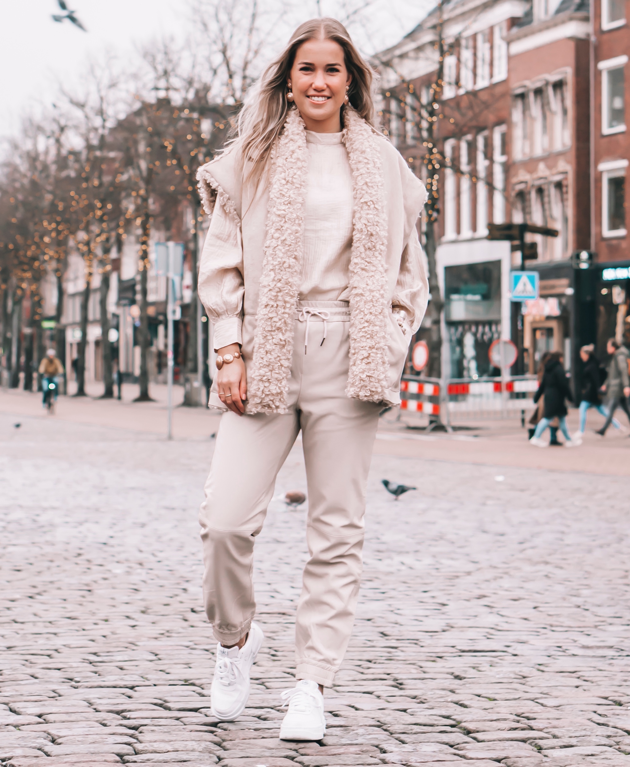 Shop the look Co'Couture beige Maxime