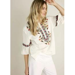 Overview second image: Summum blouse geborduurd off white