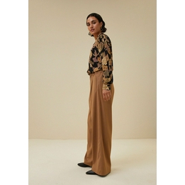 Overview second image: BY-BAR blouse Erin lilli print