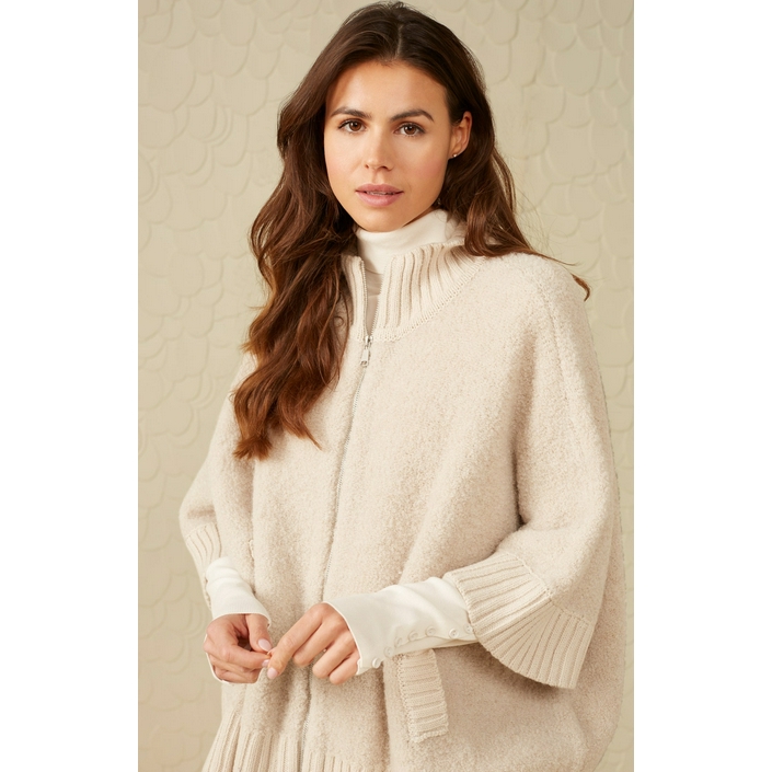 boucle-vest-met-hoge-hals-halflange-mouwen-en-ribdetails-pure-cashmere-brown_ea4850b8-22ca-4a8d-9c8e-e7bdb8df5dec_2560x