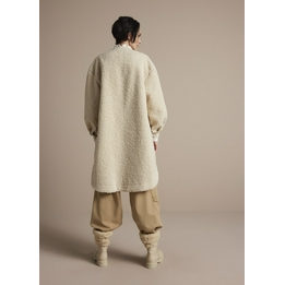 Overview second image: Summum vest teddy off white